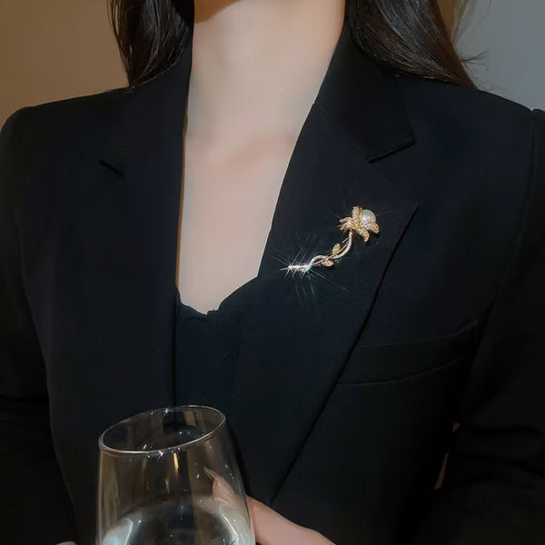 Light Luxury CZ & Pearl Flower Brooch Pin – Vintage Fall Winter Statement Corsage, Elegant Gift for Women